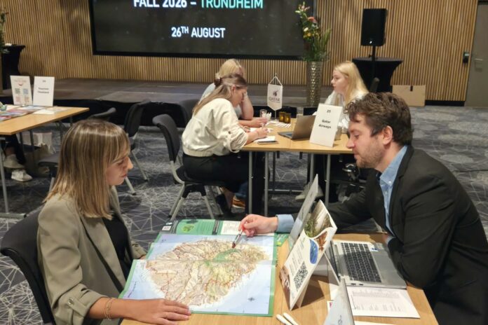 290826 Visita profesional de Turismo de La Gomera en la Roadshow Regional Antor Noruega 2026 (1)