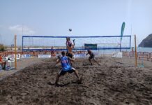 El Gomahara Beach Voley reúne a 80 deportistas de toda Canarias en la playa de San Sebastián de La Gomera.