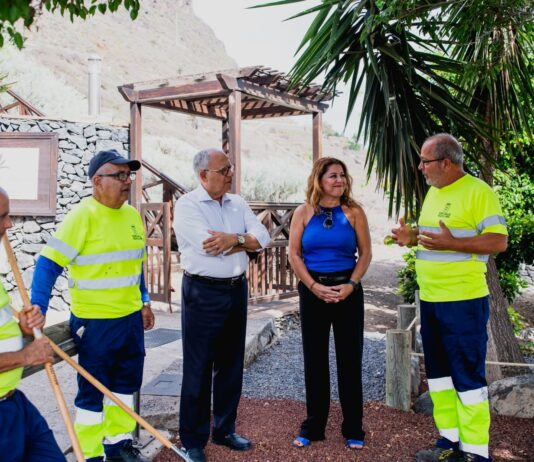 El programa de inserción laboral para mayores de 60 años avanza en los seis municipios de La Gomera