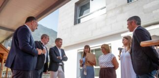 Clavijo destaca la importancia de la educación pública que ofrece igualdad de oportunidades en todas las islas