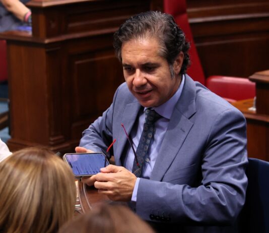 ASG apremia a culminar el acuerdo sobre la carrera profesional de los empleados públicos de Canarias