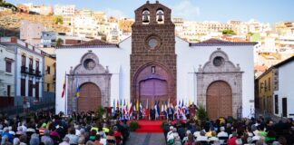 La Gomera reivindica la memoria y la democracia en el 534 aniversario de la partida de Colón