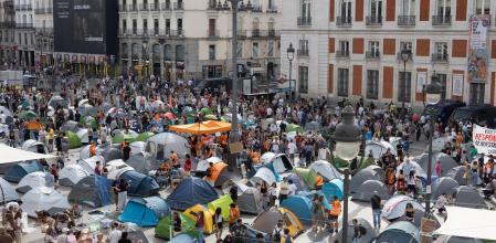 Acampada puerta del sol