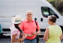 Cabildo y Cadena de Favores impulsan un proyecto para mejorar la calidad de vida de personas mayores y con diversidad funcional