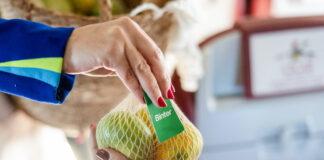 Binter sigue acercando el producto local canario a miles de pasajeros