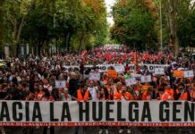 Decenas de miles de personas se manifiestan por el derecho a la vivienda