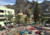 Vallehermoso recibe la visita de cerca de 70 vehículos clásicos en un encuentro de historia y tradición automovilística