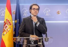 Vox habla ya abiertamente de avanzar en la privatización de las pensiones si gobierna con el PP: «Es un sistema zombi. Lo han quebrado»